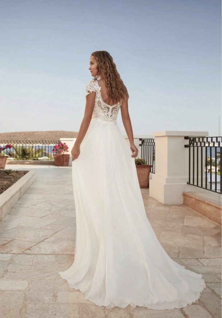 Robes fluides en mousseline, crepes ou satin
